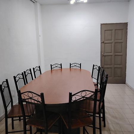Prairie Villa Homestay Lumut Buitenkant foto